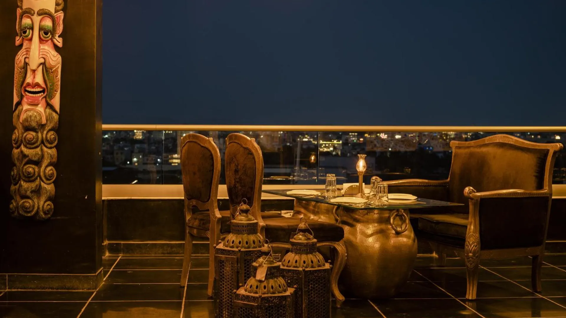 The Ramvilas - A Rooftop Pichola Lake View Hotel Udajpur