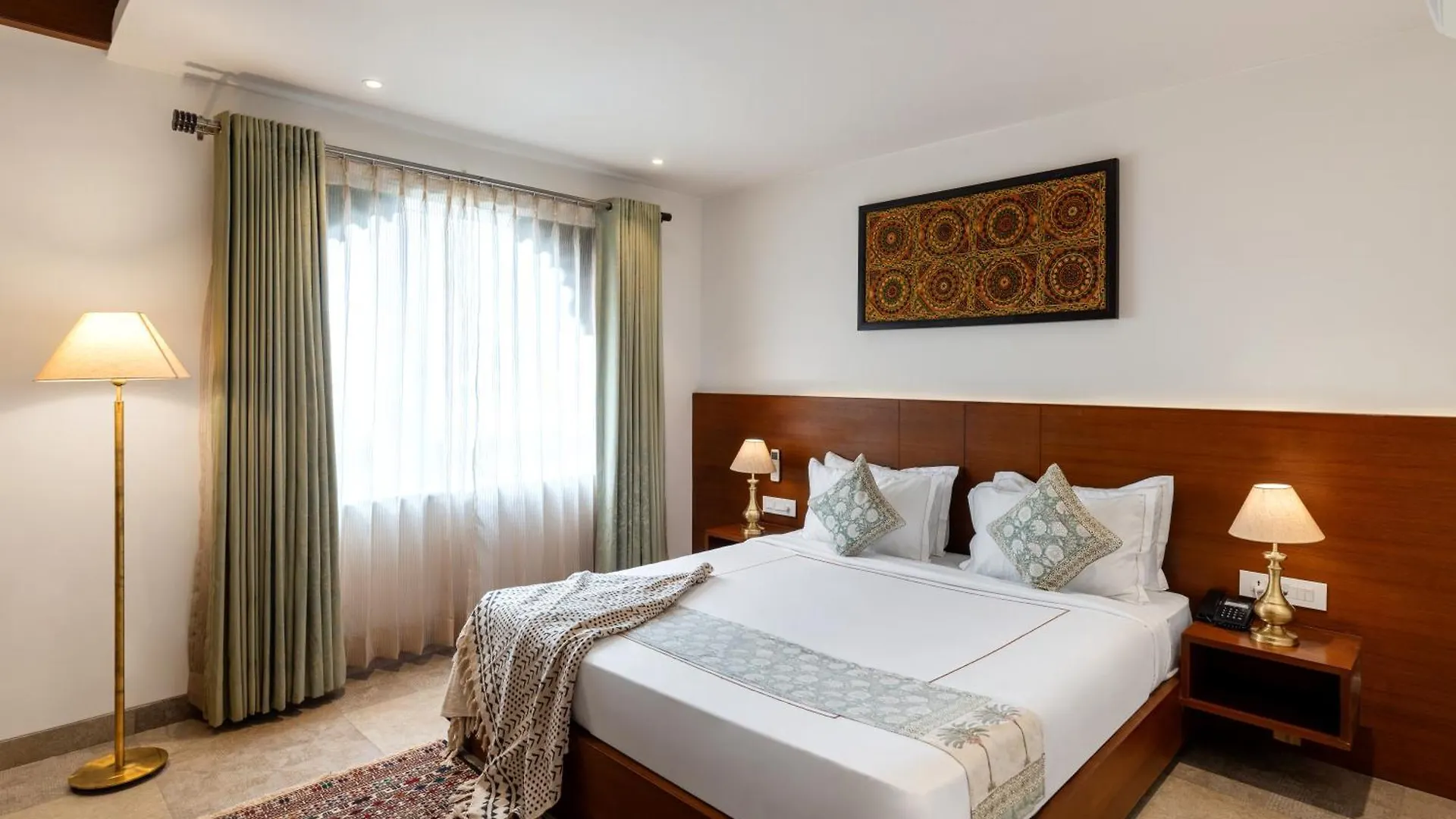 The Ramvilas - A Rooftop Pichola Lake View Hotel Udajpur