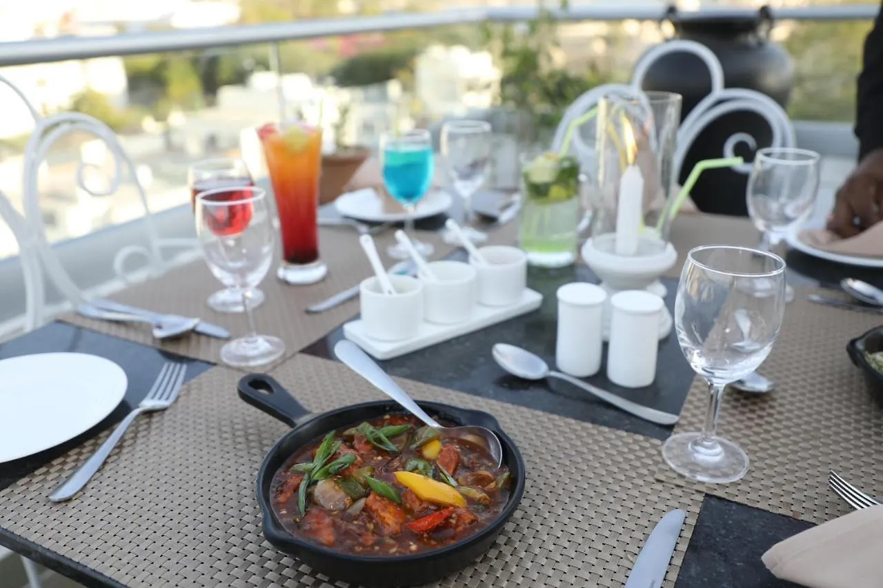The Ramvilas - A Rooftop Pichola Lake View Hotel Udajpur