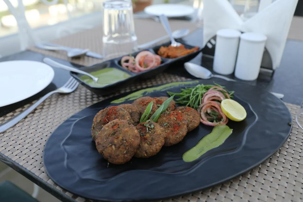 The Ramvilas - A Rooftop Pichola Lake View Hotel Udajpur 3*,
