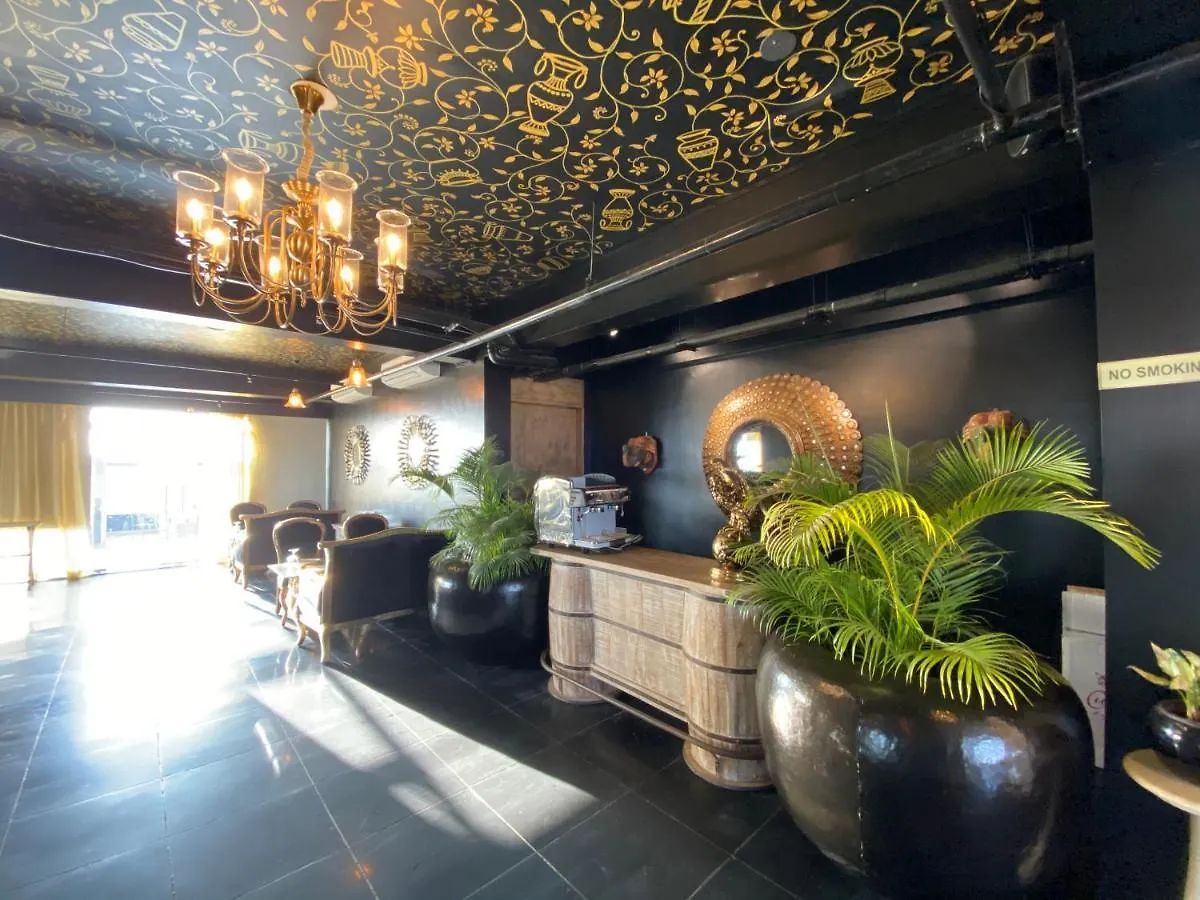The Ramvilas - A Rooftop Pichola Lake View Hotel Udajpur 3*,